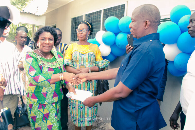 Guests greeting at the commissioning